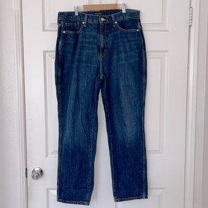 Banana Republic curvy straight dark blue wash jeans 32 / 14